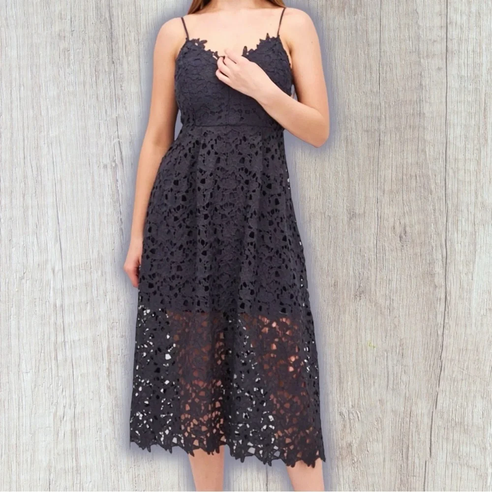 ASTR The Label Navy Blue ‘Lace Illusion Midi Dress’ Size Small - Picture 6 of 16